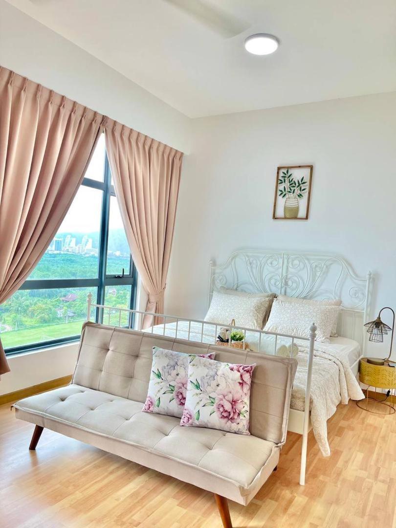 Kuantan Imperium Seaview Cityview By Avenzee Exterior photo